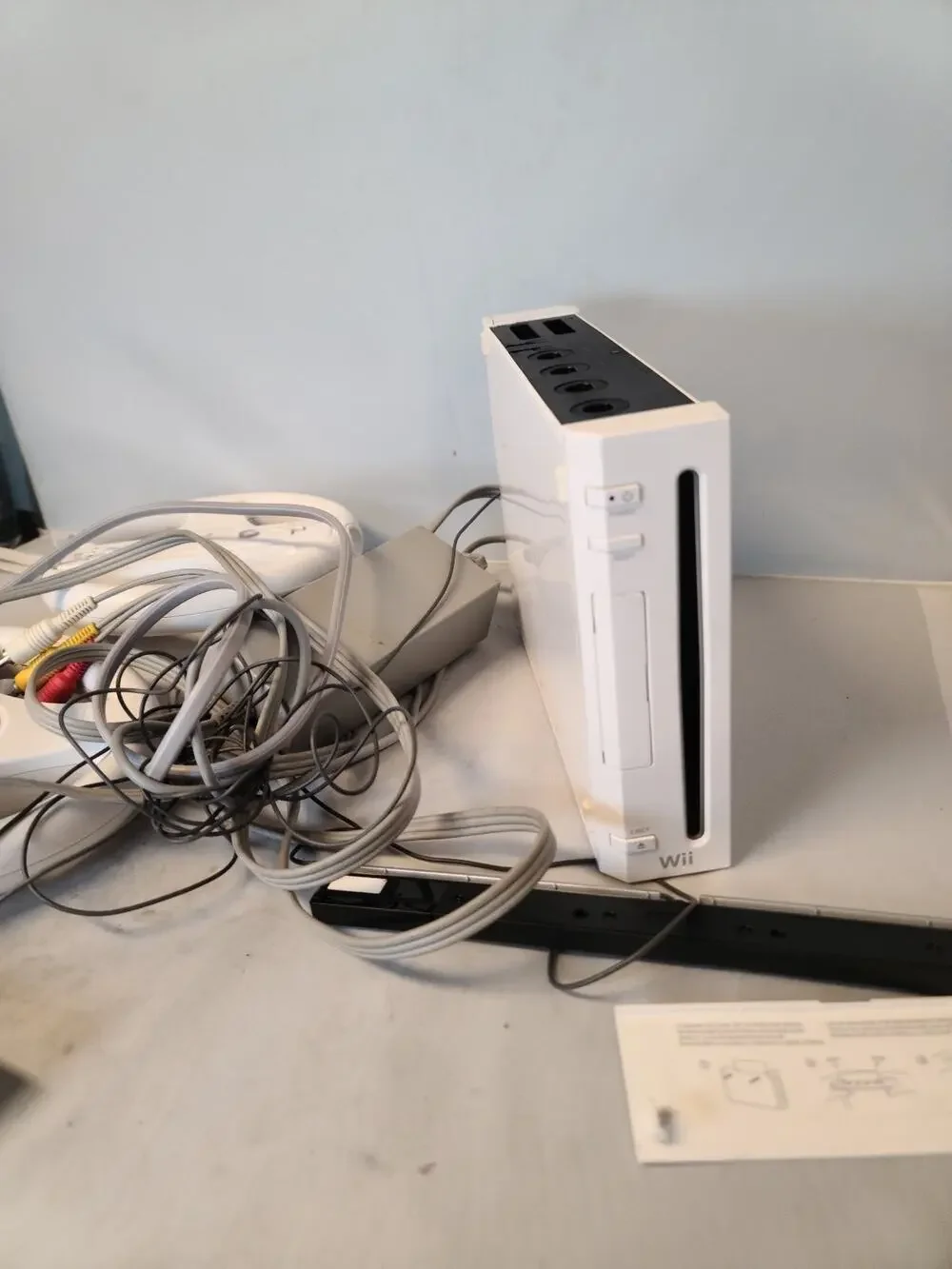 Nintendo Wii Video Game Console RVL-001 Black Complete Tested